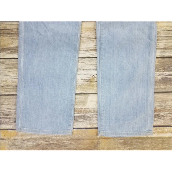 J Brand Seven Eights Jean Slim Fit Low Rise Womens Size 32X28 Light Wash Blue - Picture 3 of 13